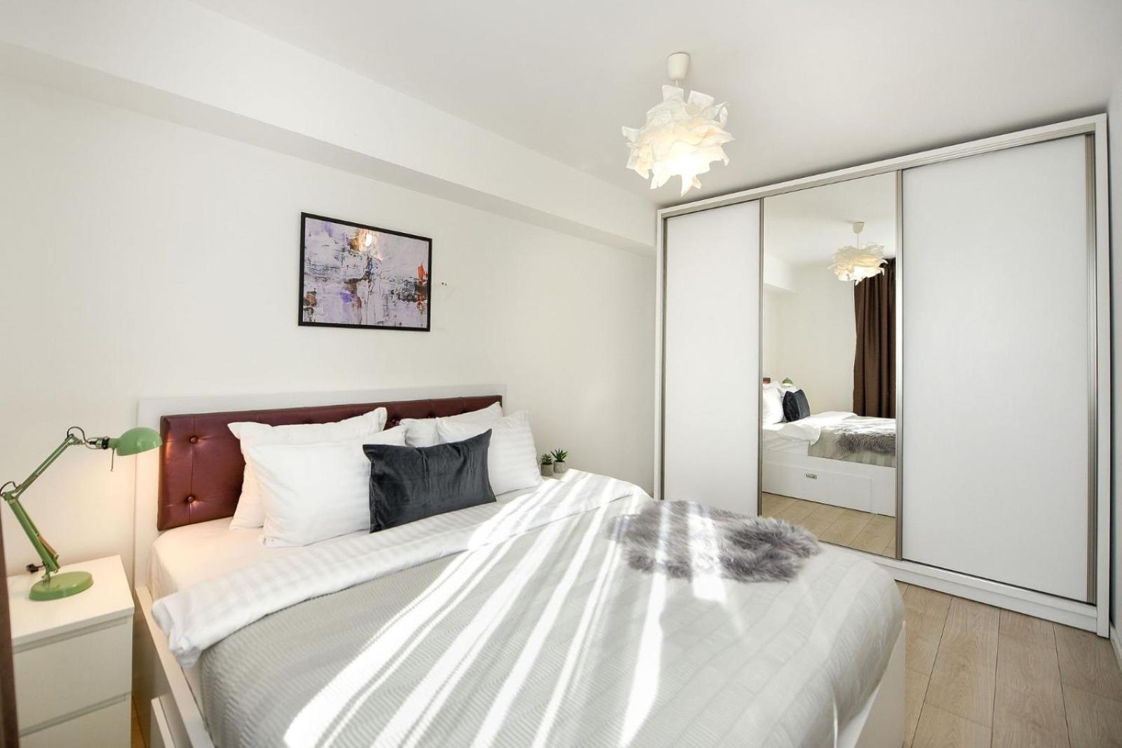 Апартаменти Wonderfull 1Br Aviatiei Бухарест Екстер'єр фото